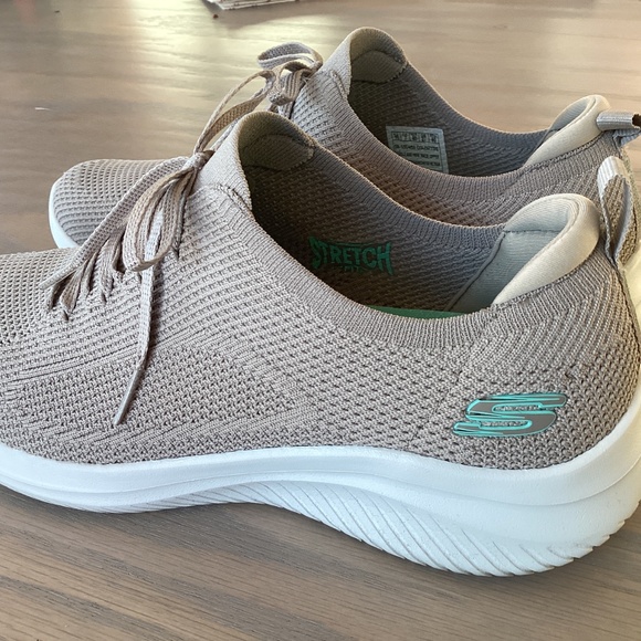 Skechers Air-Cooled Memory Foam - Picture 7 of 7